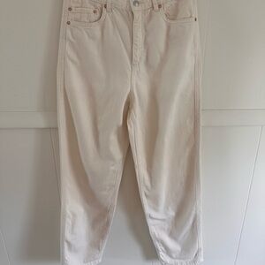 Mango Women's High Rise Tapered Jeans (Cream)